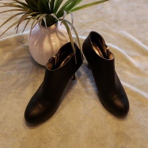 Madden Girl heeled boots